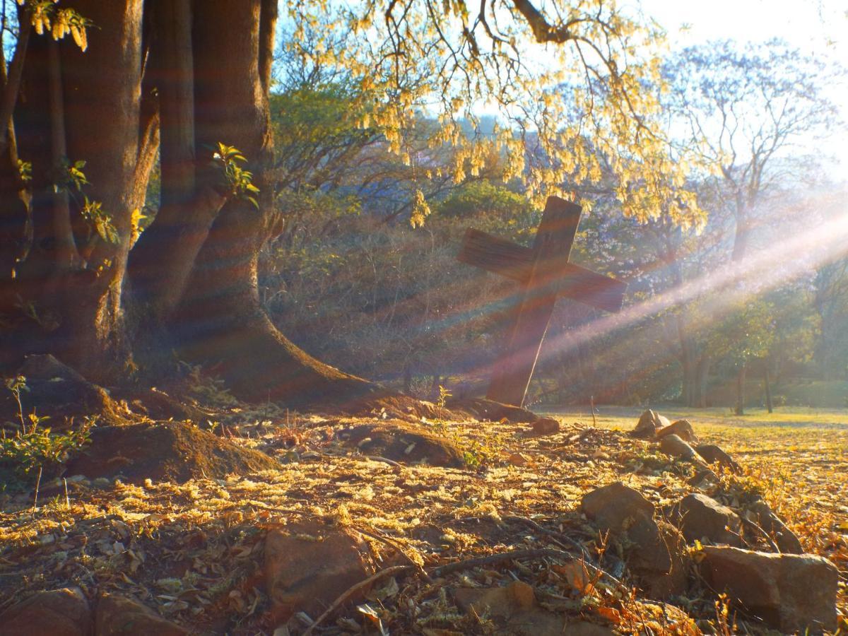 Zongororo Mountain Lodge Waterval-Onder Buitenkant foto